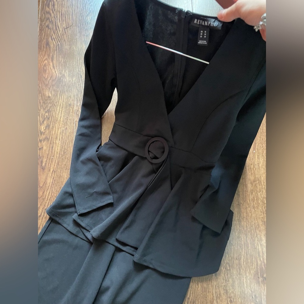 Peplum Jumpsuit - Picture 3 of 4